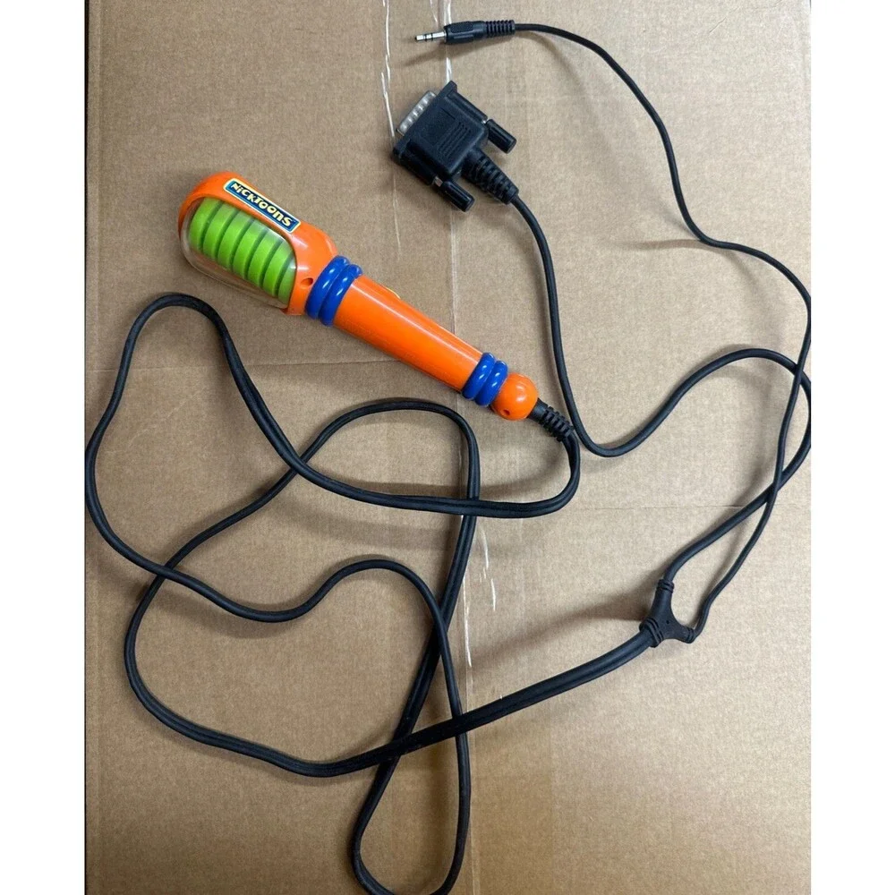 Viacom International Nicktoons 2001 Orange and Green PC Powered Microphone Toy